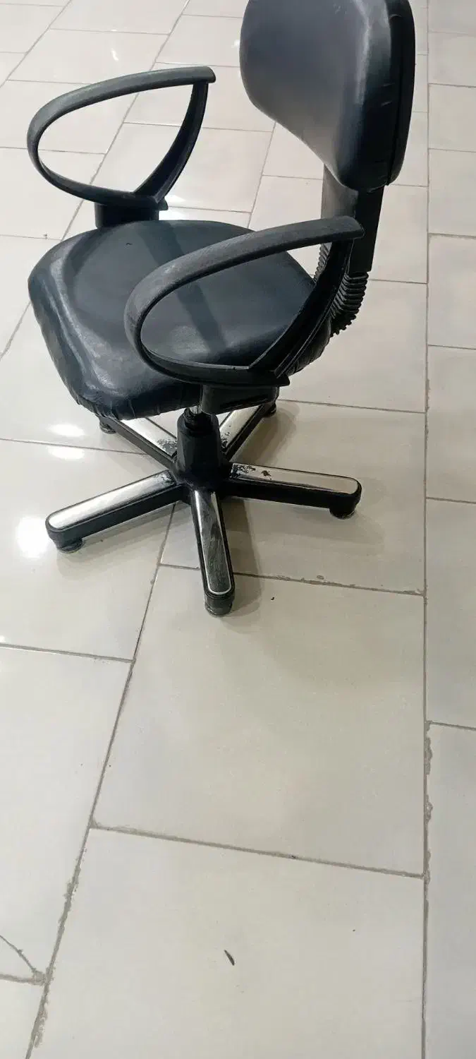 صندلی فروشی قیمت ۱۲۵۰۰۰۰|صندلی و نیمکت|لنجان, |دیوار