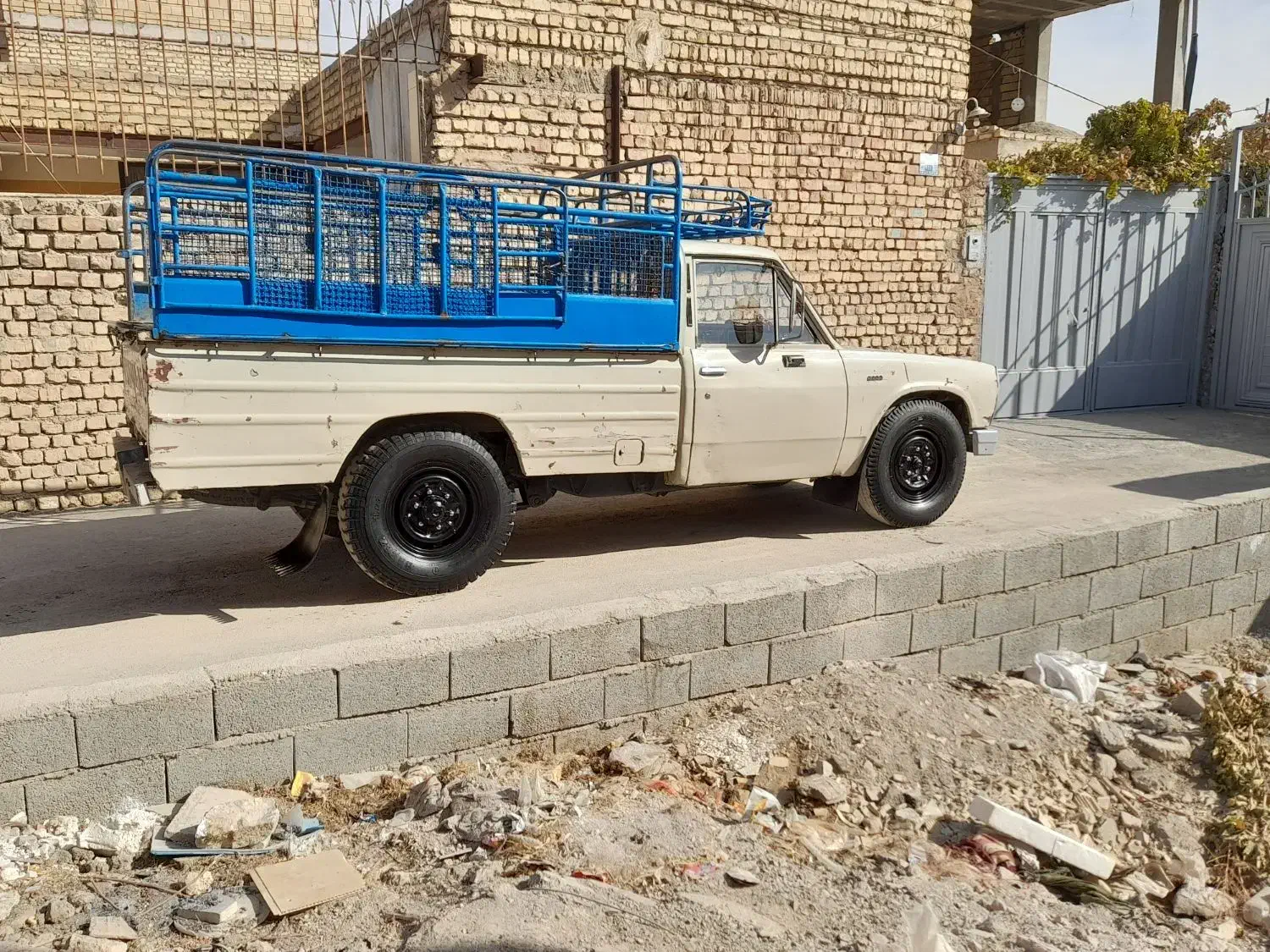 نیسان|خودرو سواری و وانت|ابریشم, |دیوار