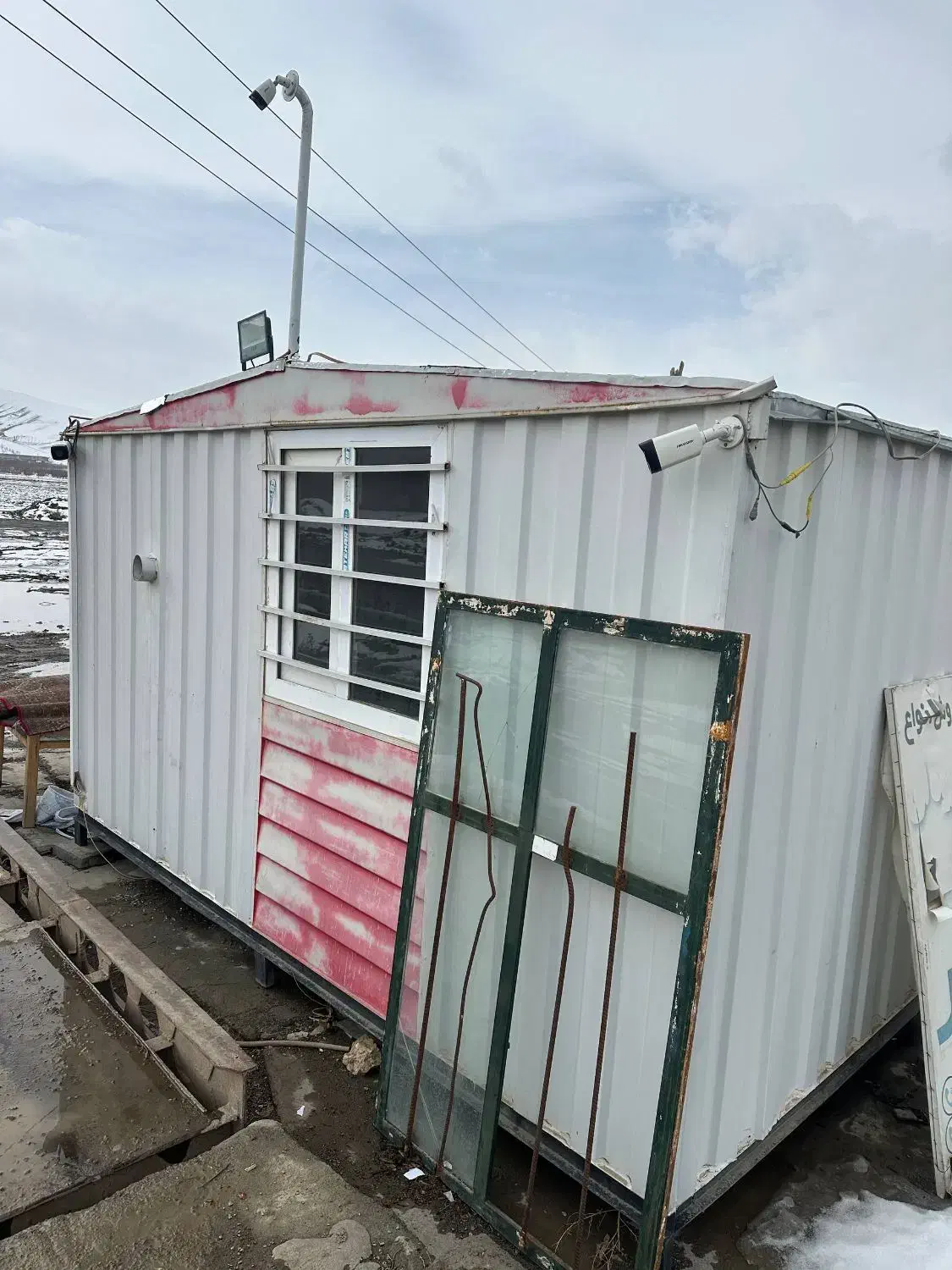 کانکس ۲/۵در ۴ در حد نو|مصالح و تجهیزات ساختمان|نقده, |دیوار