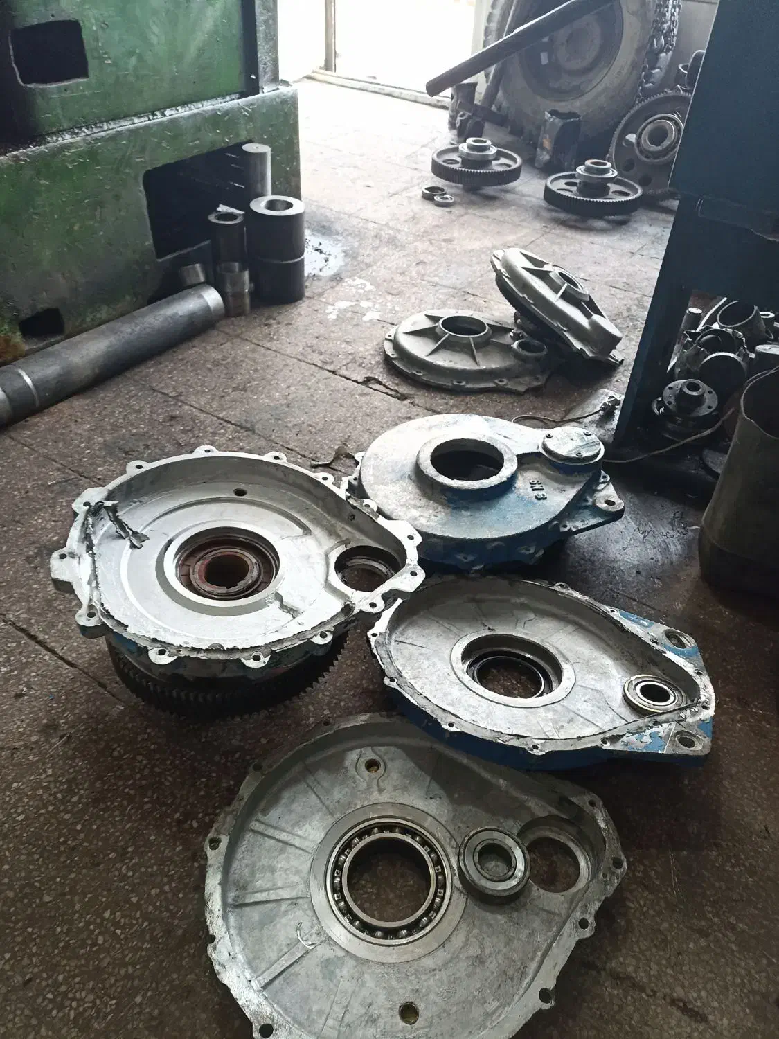 کارگر یا شاگرد کارگاه تراشکاری|استخدام صنعتی، فنی، مهندسی|خمین, |دیوار