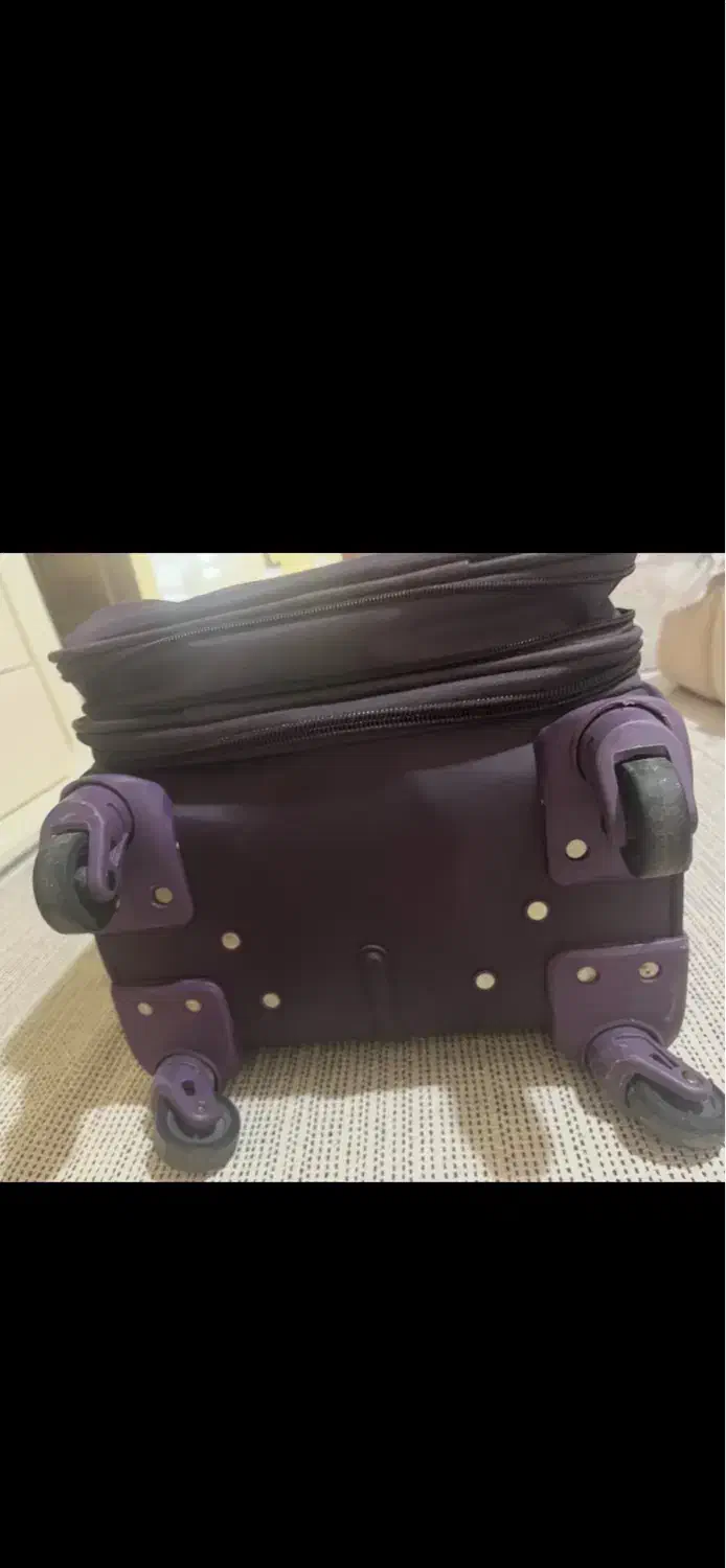 فروش چمدان مسافرتی و لباس استوک|لباس|بندرعباس, |دیوار