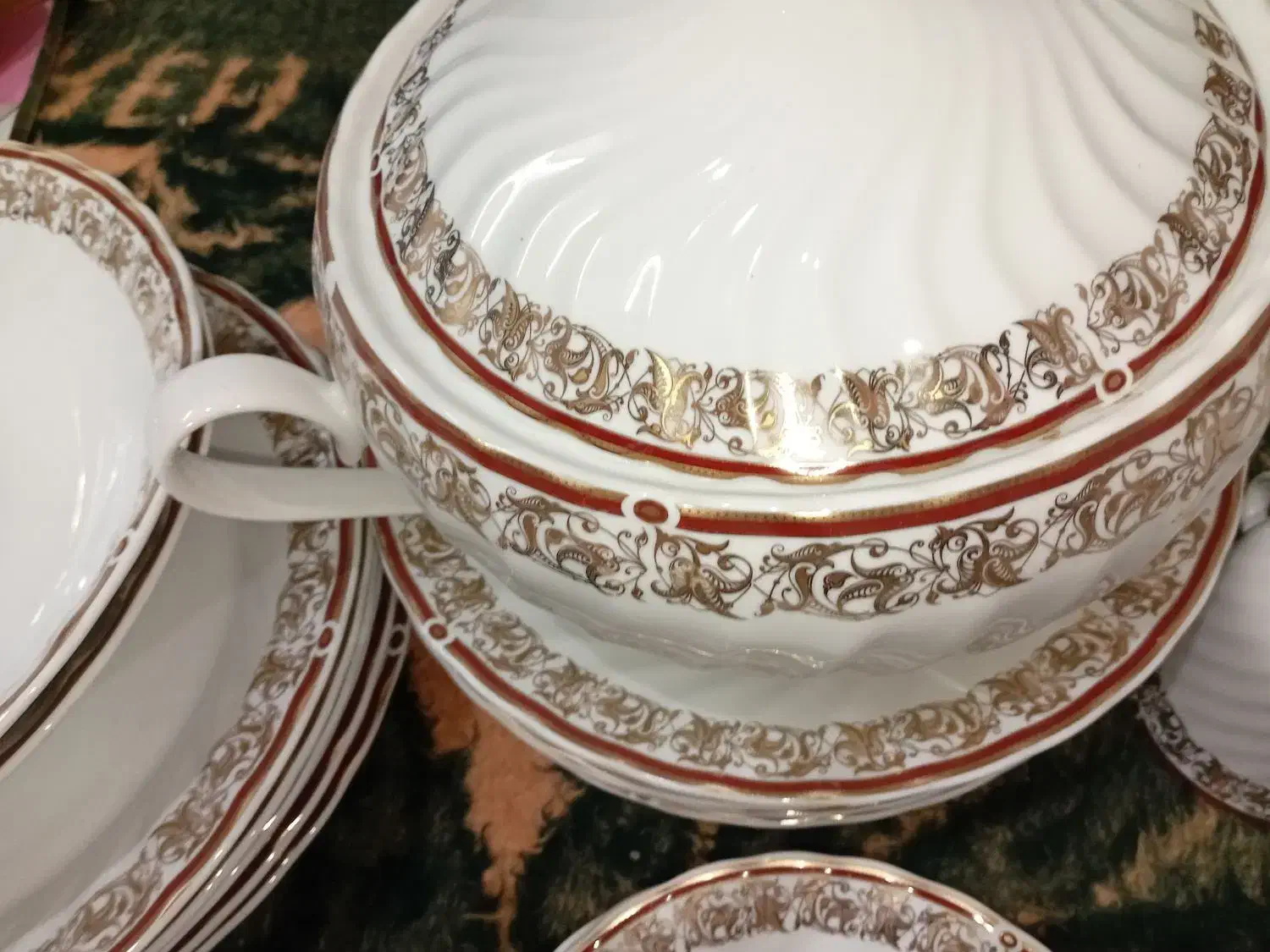 سرویس ظروف آشپزخانه وچینی|ظروف سرو و پذیرایی|قم, نیروگاه|دیوار