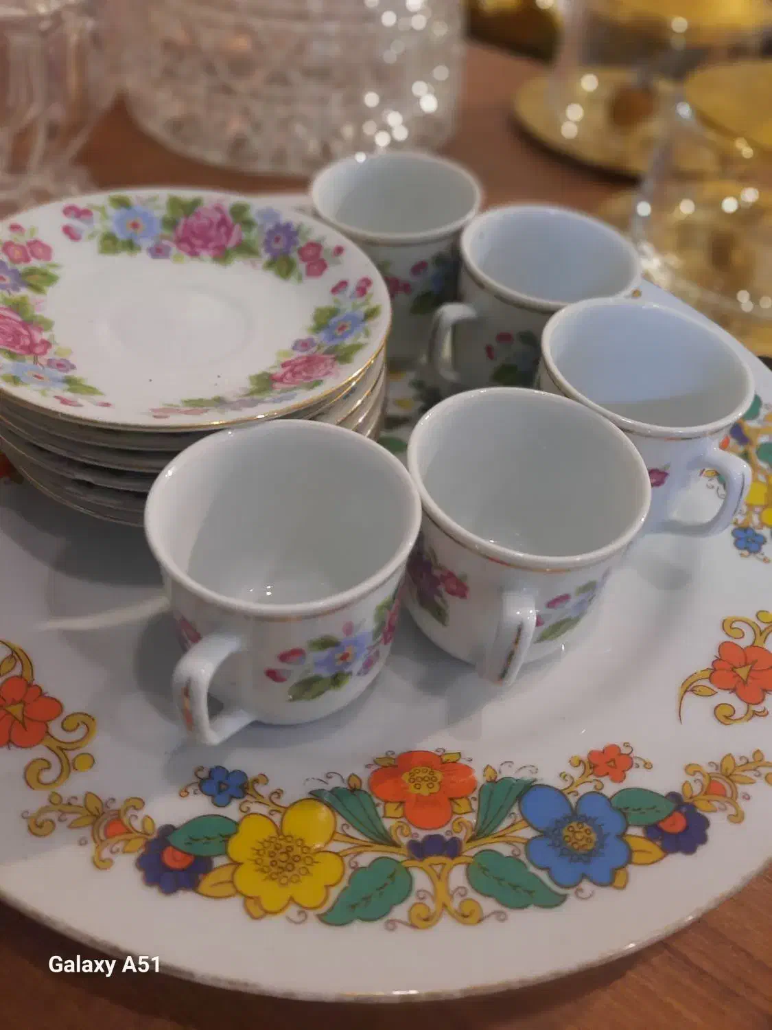 قابلمه|قوری، کتری، قهوه‌ساز دستی|رشت, گلزاران|دیوار