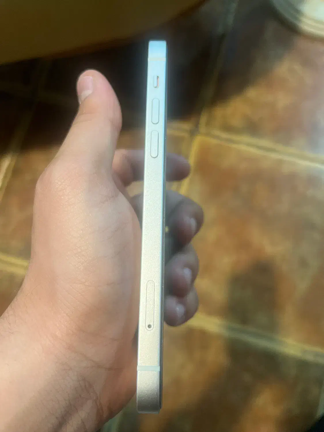 ایفون ۱۲ نرمال|موبایل|شیراز, ریشمک|دیوار