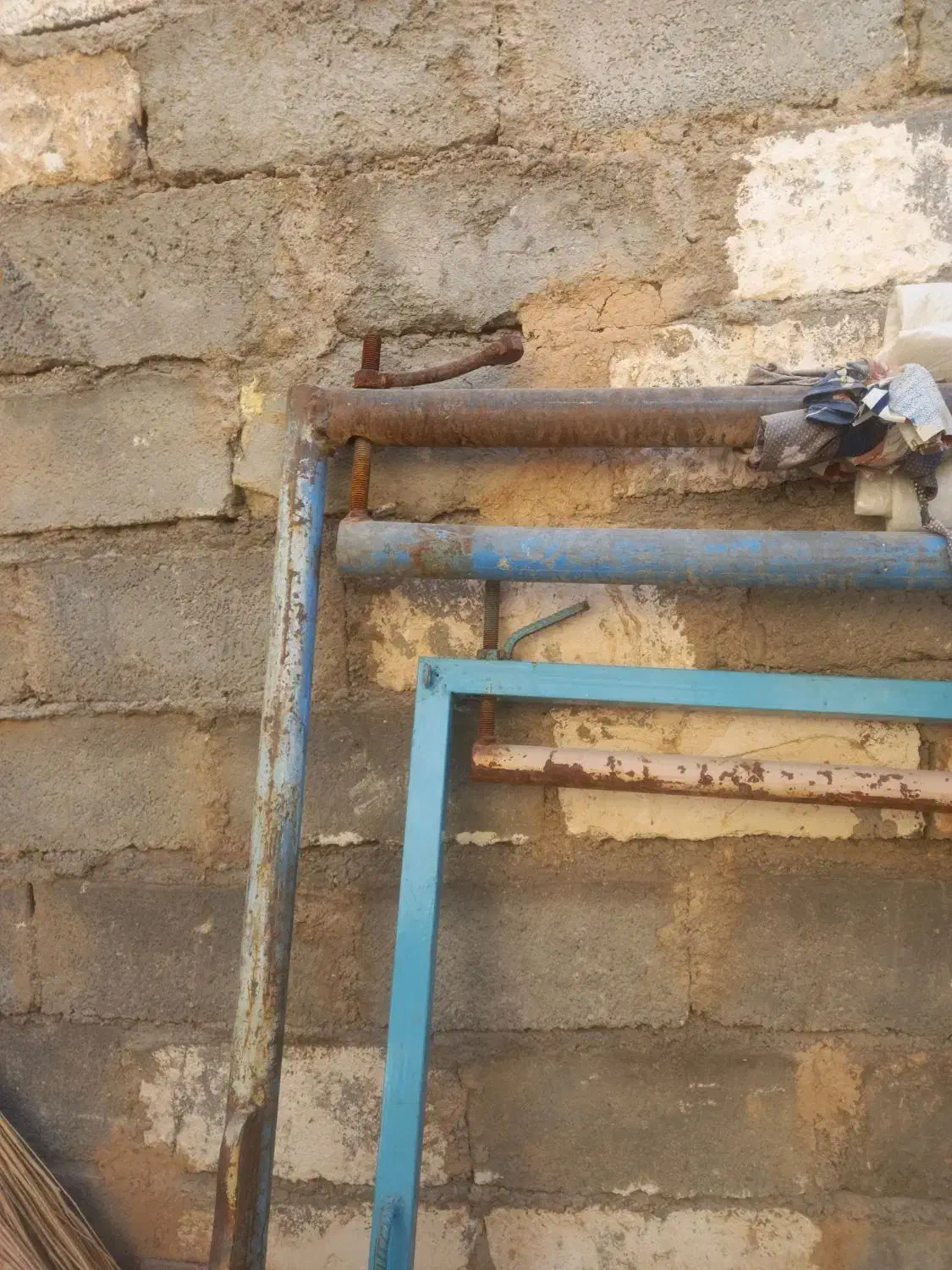 دوعدد دار قالی|ابزارآلات|بیجار, |دیوار