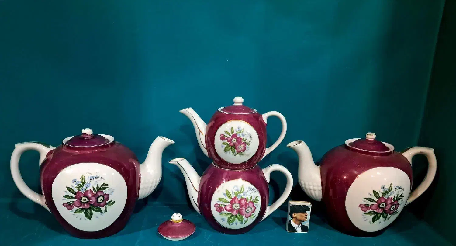 کلکسیون قوری(معاوضه کالا به کالا)عضو کانال شو|کلکسیون اشیاء عتیقه|قم, شهید رجایی|دیوار