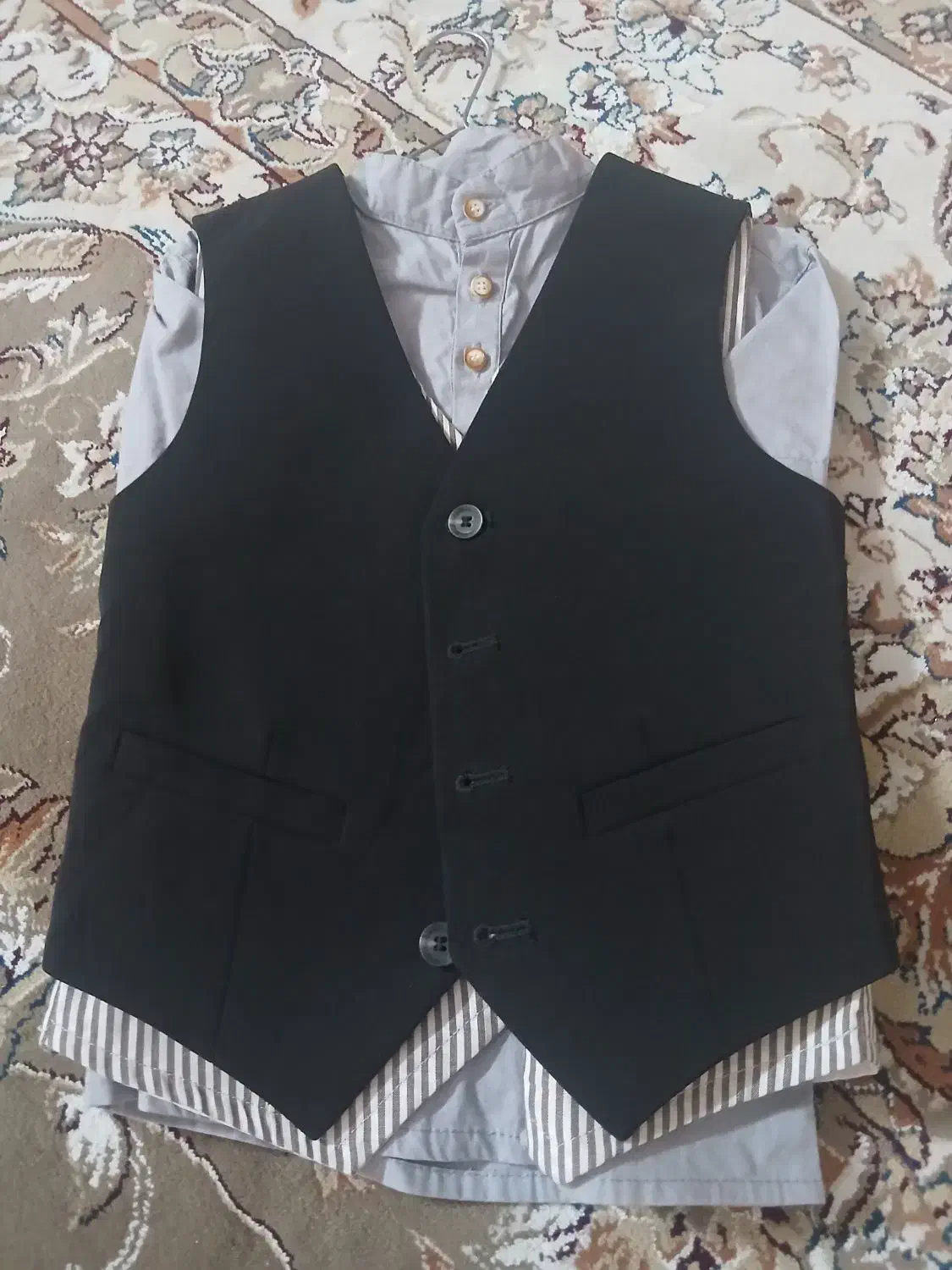 تعدادی لباس پسرانه|کفش و لباس بچه|مشهد, یوسفیه (شهرک غرب)|دیوار