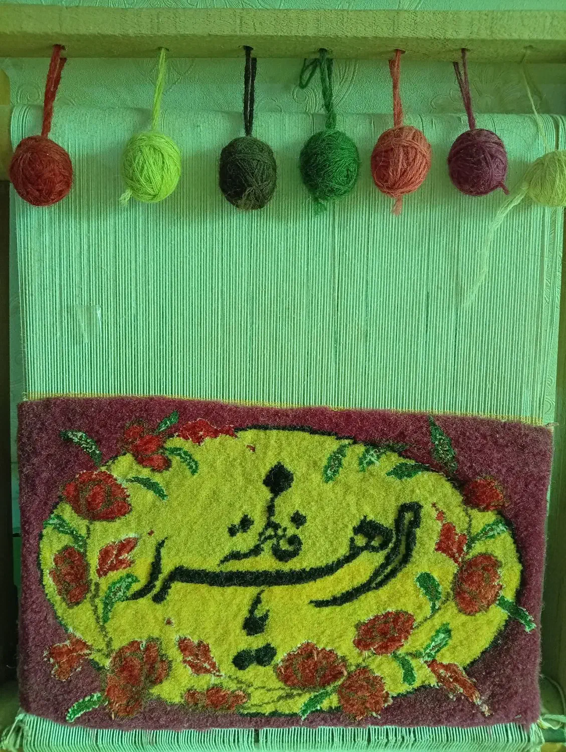 تابلوفرش دستباف(دارچوبک)|تابلو فرش|قم, زنبیل آباد|دیوار