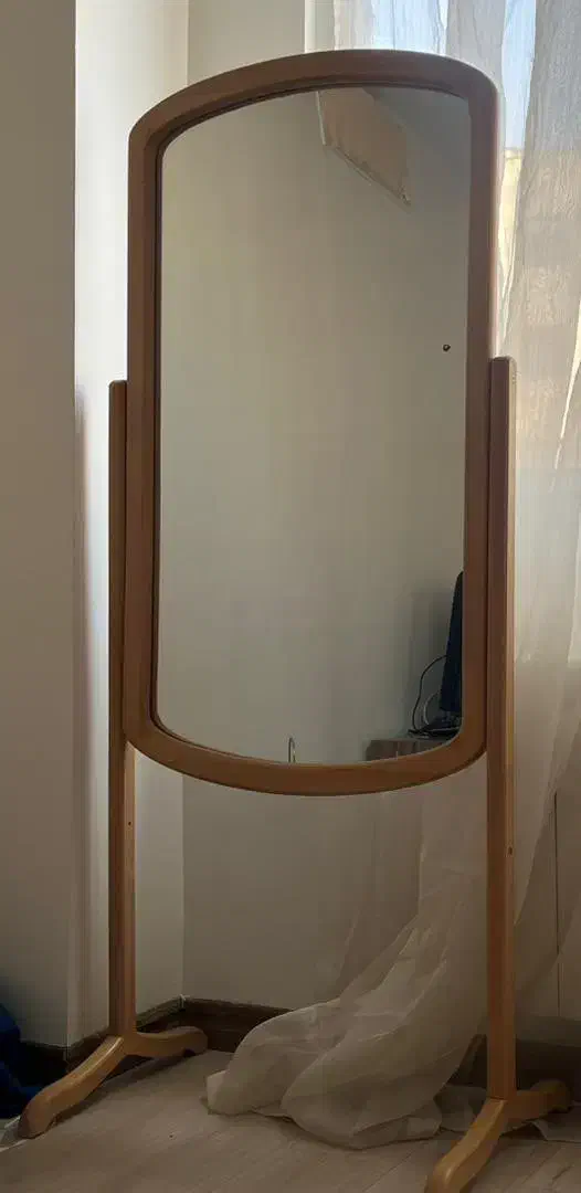 آینه قدی|آینه|تهران, گلستان (شهرک راه آهن)|دیوار