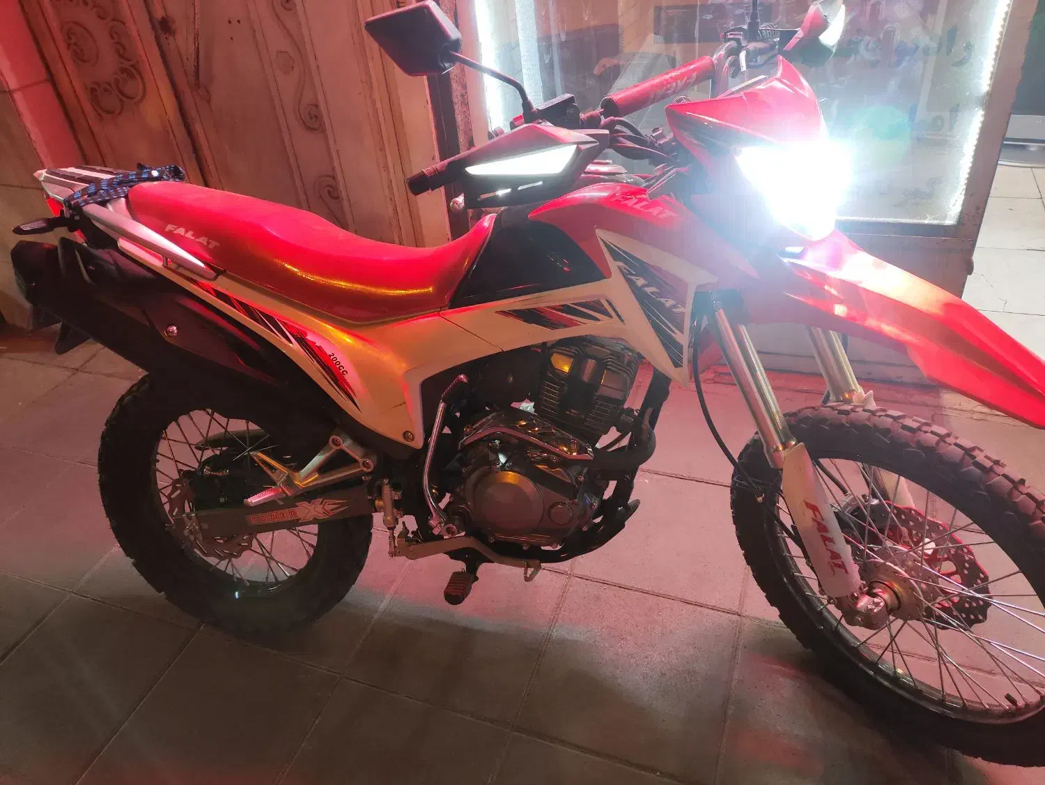 فلات ۲۰۰همتاز نیو فیس فول|موتورسیکلت|زنجان, |دیوار