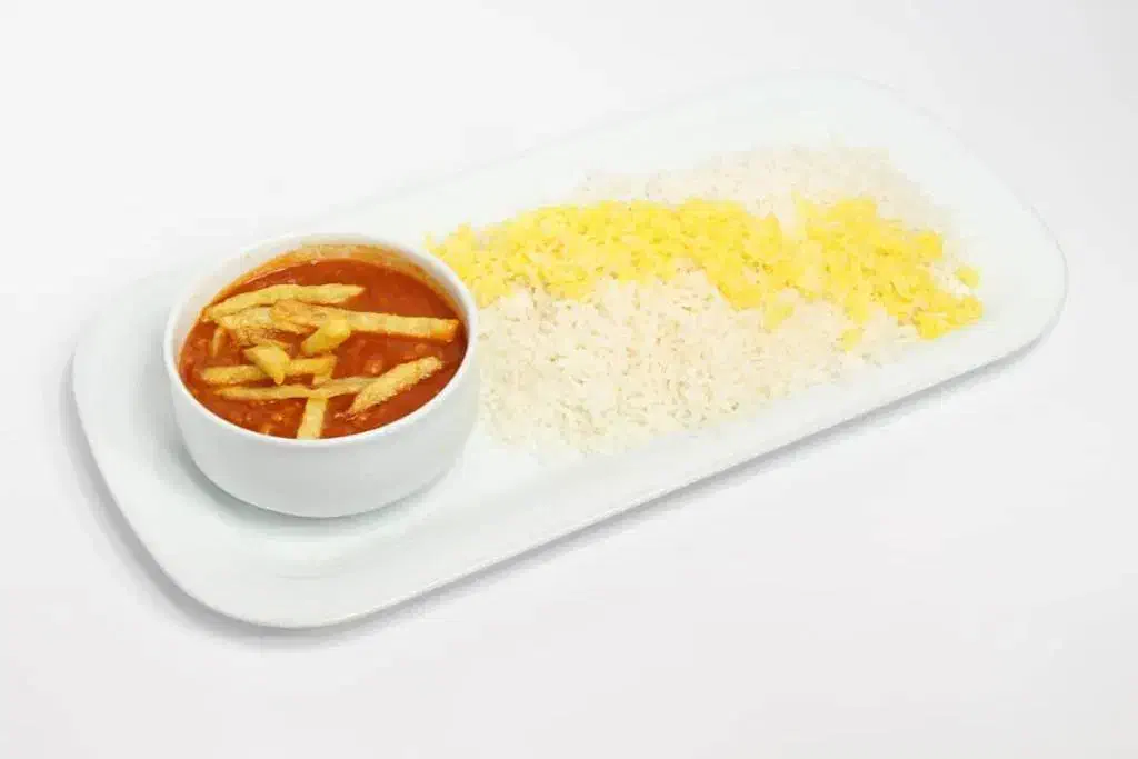 کارگر ساده جهت تهیه غذا|استخدام خدمات فروشگاه و رستوران|تهران, اقدسیه|دیوار