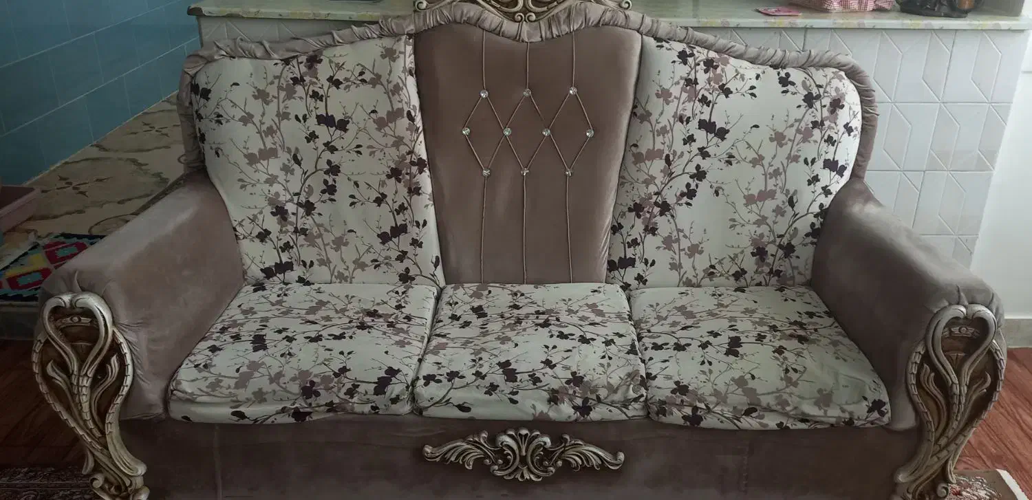 مبل ۷نفره+جلومبلی +میزtv|مبلمان خانگی و میز عسلی|الوند, |دیوار