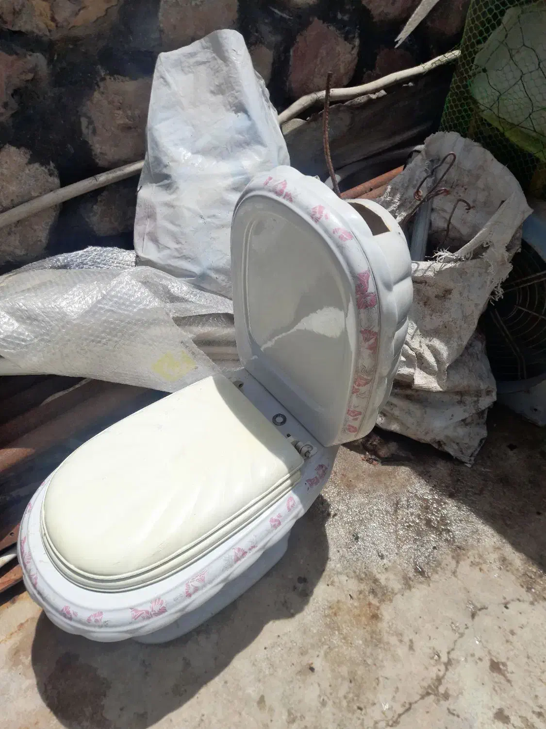 توالت فرنگی سالم ایرانی|لوازم سرویس بهداشتی|کوهسار (البرز), |دیوار