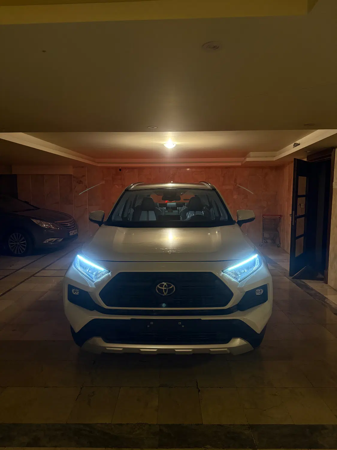 RAV4 2025|خودرو سواری و وانت|تهران, الهیه|دیوار