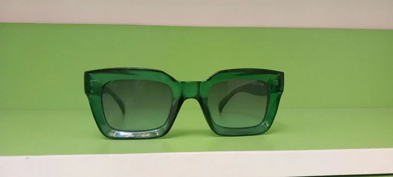 عینک آفتابی زنانه|زیورآلات و اکسسوری|میانه, |دیوار