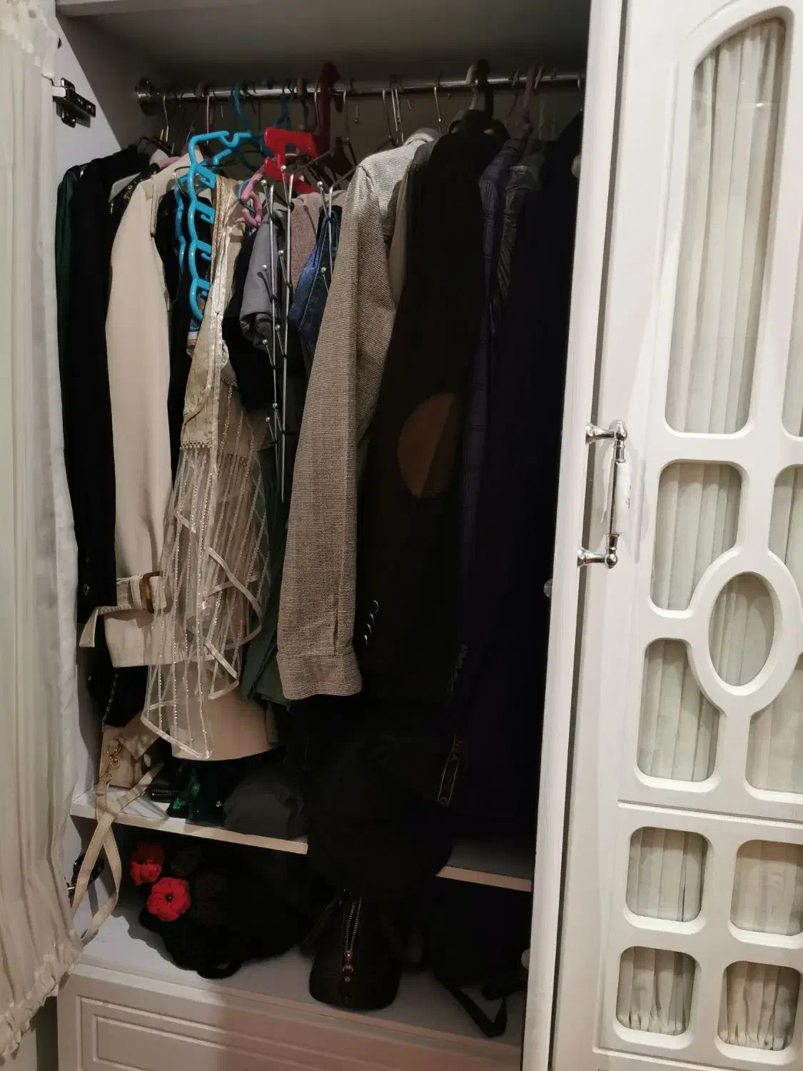 کمد لباس|جاکفشی، کمد، دراور|اندیشه, اندیشه فاز ۱|دیوار