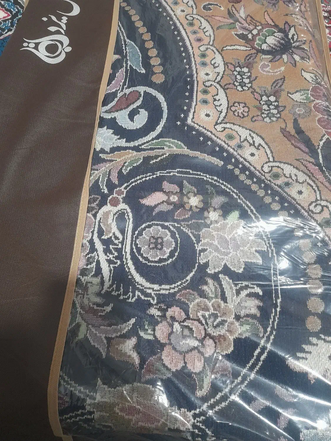 دوعدد روفرشی ۱۲ متری رنگ سورمه ای ب فروش میرود|روفرشی|شوشتر, |دیوار