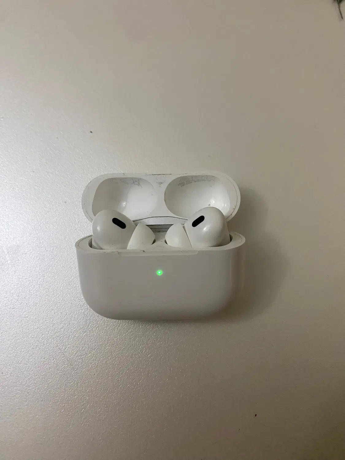Airpod pro 2|لوازم جانبی موبایل و تبلت|تهران, امام زاده قاسم (نیاوران)|دیوار