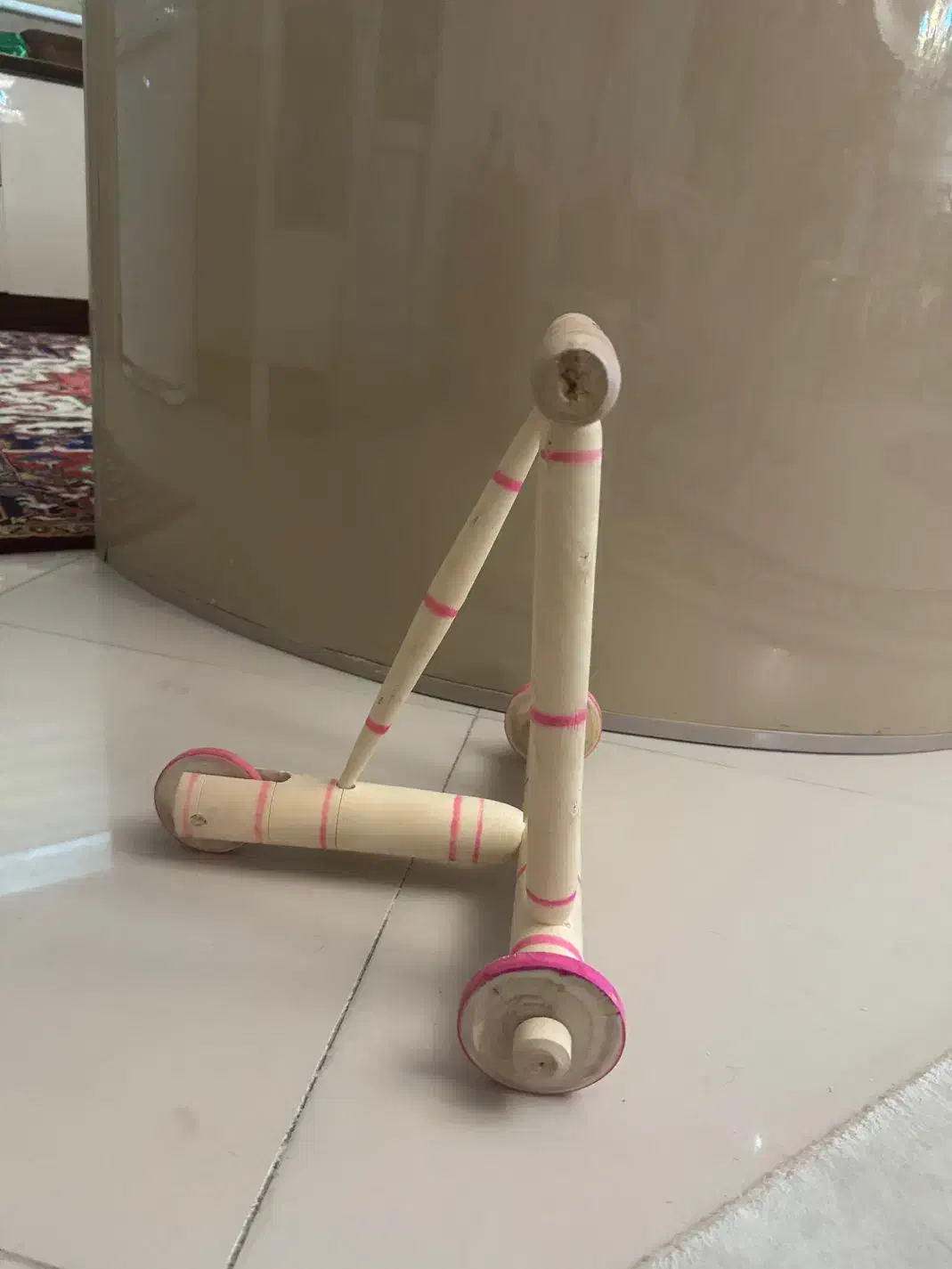 واکر چوبی دستساز|کالسکه و لوازم جانبی|تبریز, |دیوار