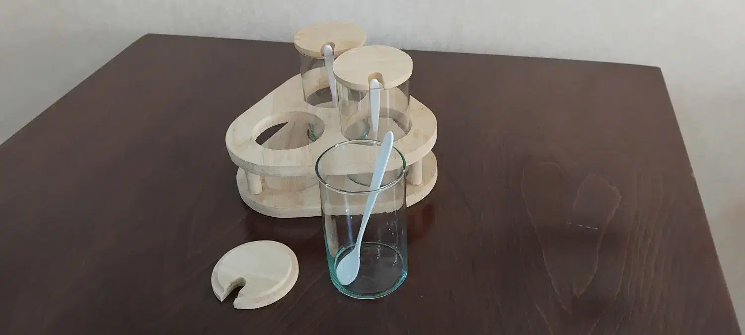 پاسماری ۳ تایی به همراه استند چوبی|ظروف نگهدارنده، پلاستیکی، یکبارمصرف|رشت, کوی مهر|دیوار