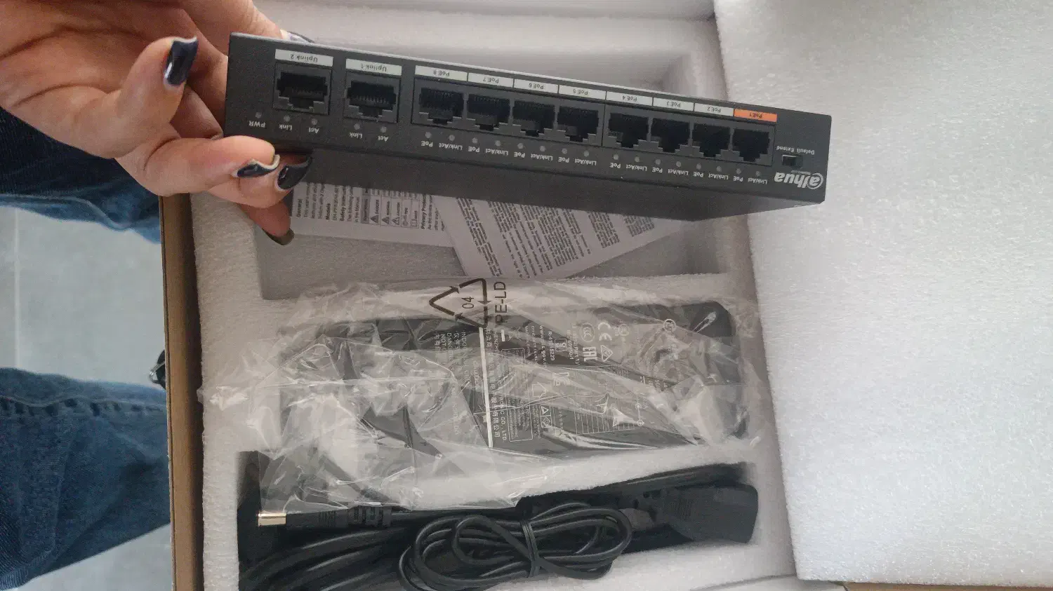 سویچ ۸ کانال دوربین مداربسته|دوربین مداربسته|آمل, |دیوار