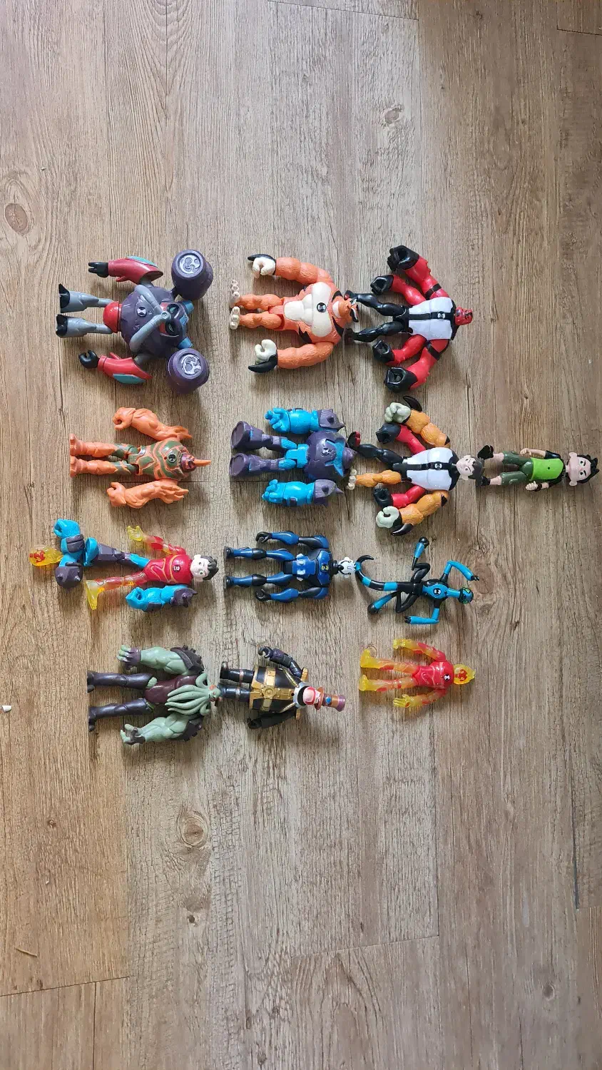 فیگورهای بن تن|اسباب‌‌بازی|رشت, شهرک قدس|دیوار