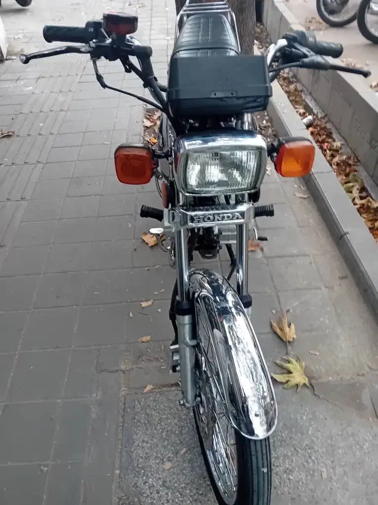 هندا۲۰۰|موتورسیکلت|تهران, راه آهن|دیوار