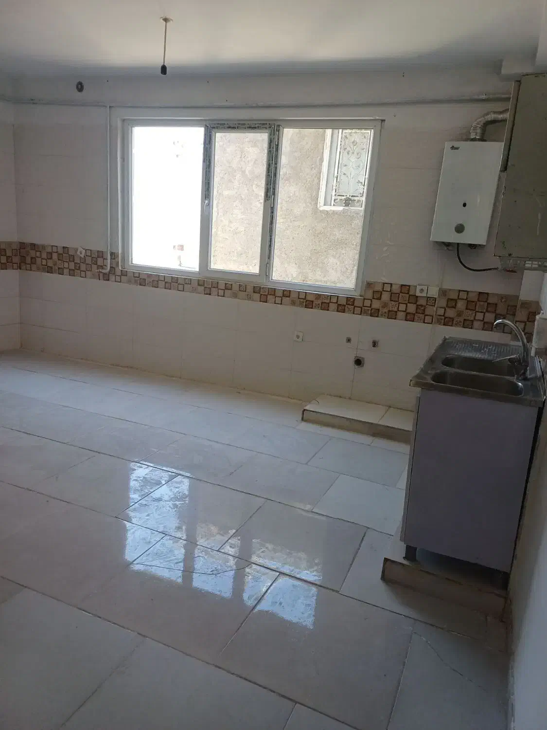 واحد ۱۰۰متری طبقه اول فاز۲|اجارهٔ آپارتمان|نورآباد, |دیوار