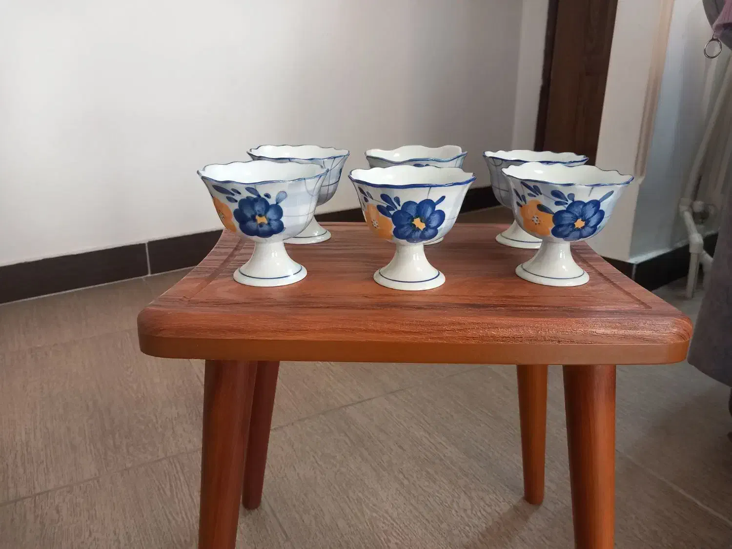 بستنی خوری گلی پنبه نو بدون قاشق|ظروف سرو و پذیرایی|رشت, معلم|دیوار