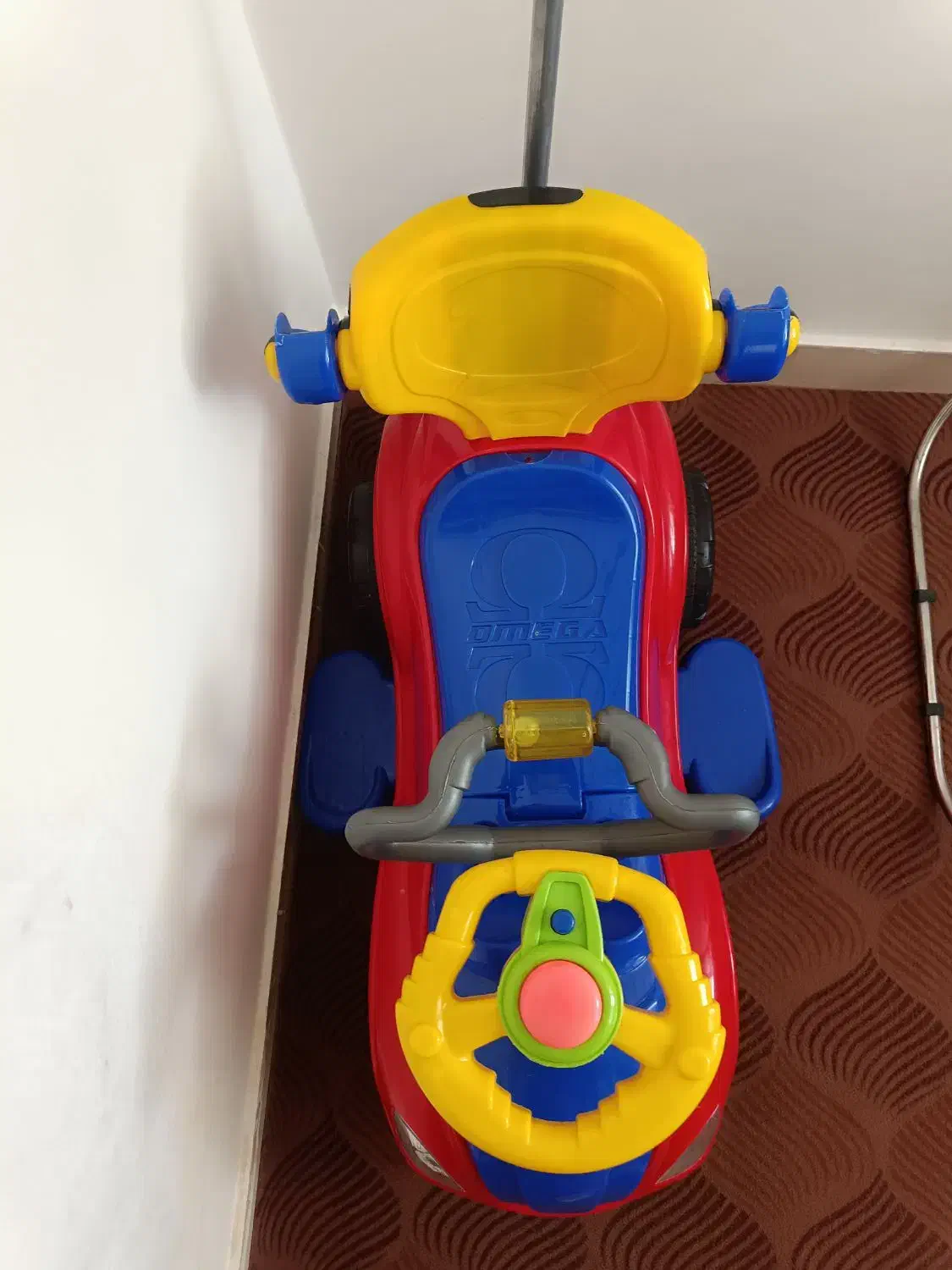 ماشین سالم تمیز|کالسکه و لوازم جانبی|بومهن, |دیوار