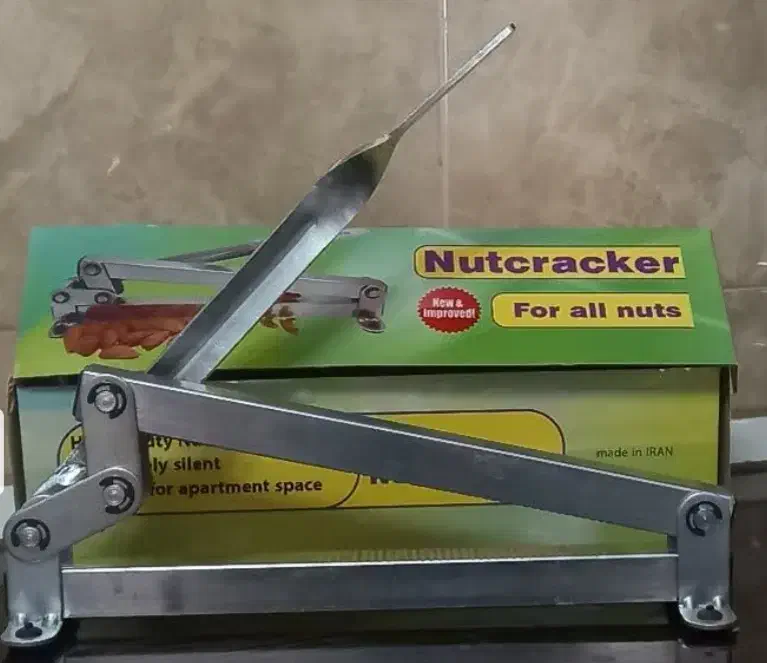 بادام شکن|ظروف پختوپز|بندر گناوه, |دیوار