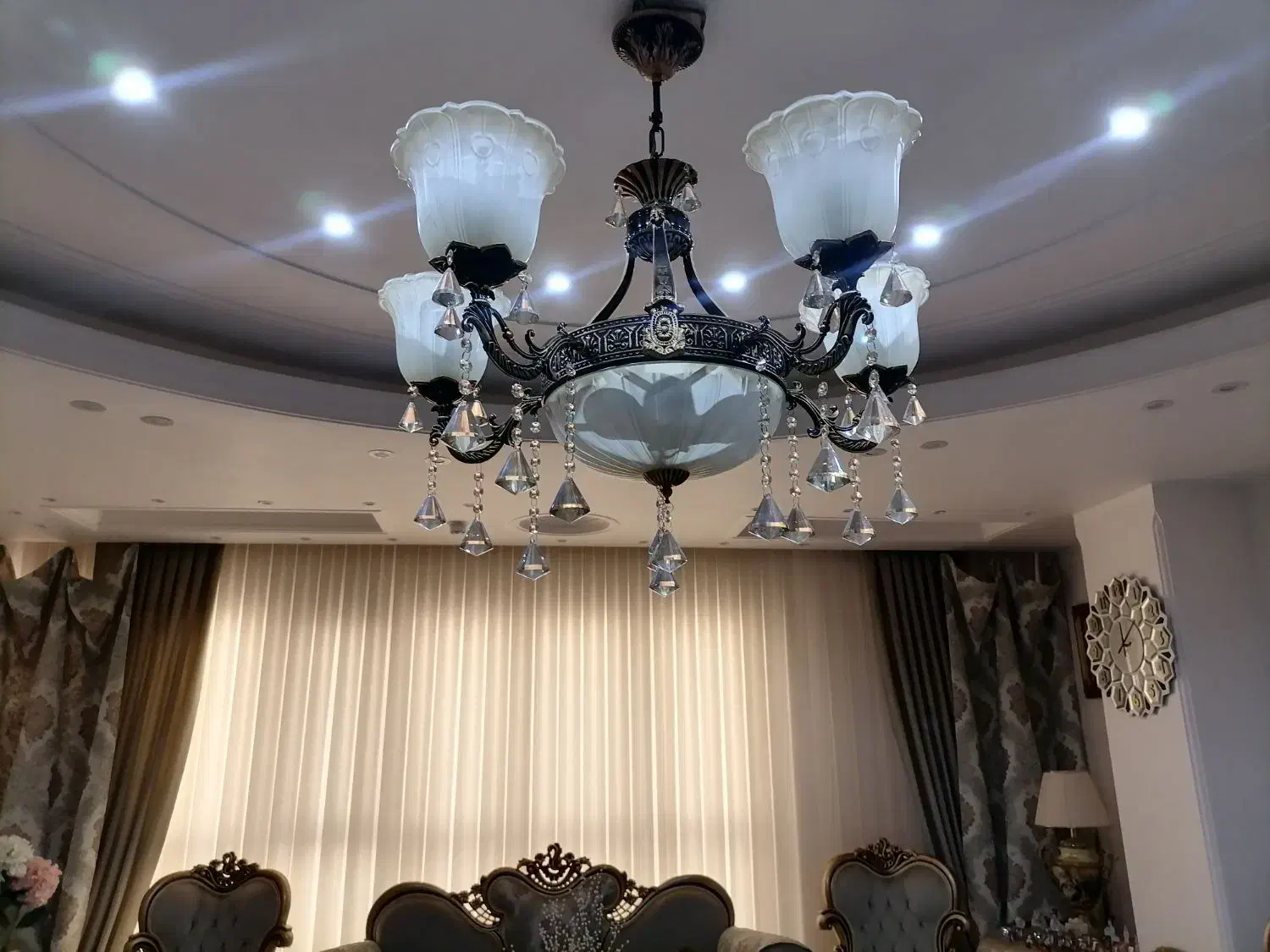 لوستر|لوستر و چراغ آویز|قم, انسجام|دیوار