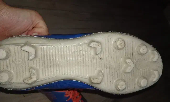 کفش سالن و چمن|کیف، کفش، کمربند|آشخانه, |دیوار