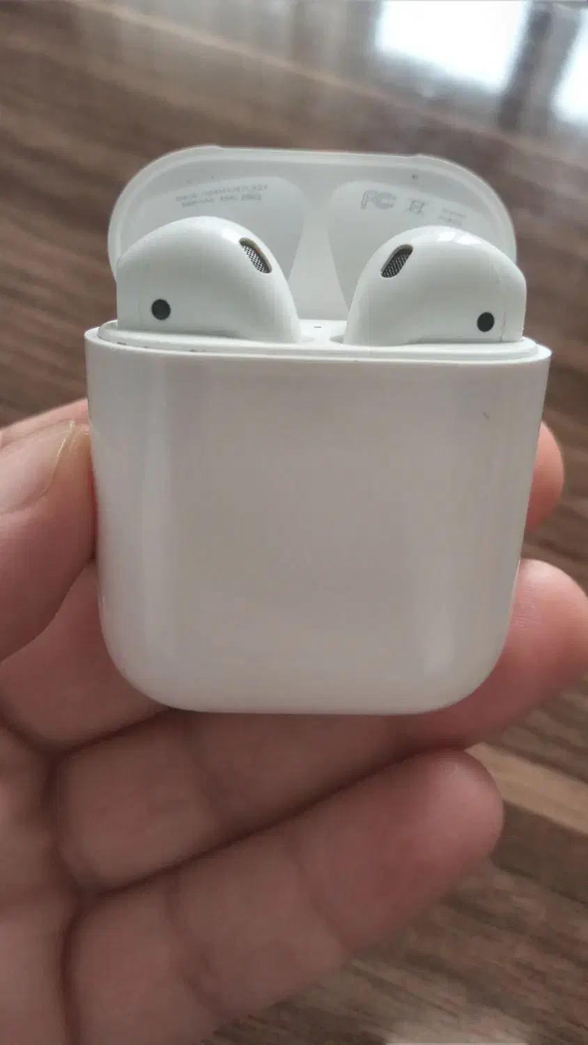 ایرپادآیفون سری 2 اورجینال درحد نو بدون مشکل|لوازم جانبی موبایل و تبلت|ماهدشت, |دیوار