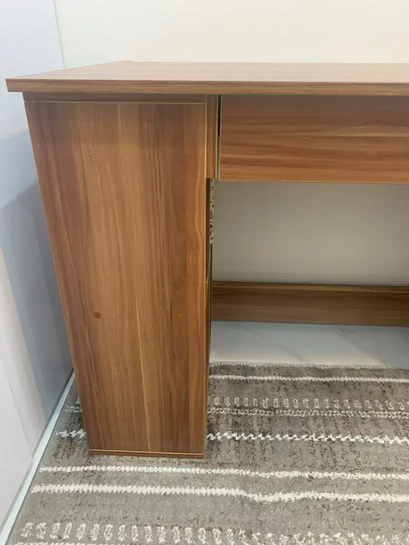 میز تحریر|میز تحریر و کامپیوتر|تهران, خواجه نظام الملک|دیوار