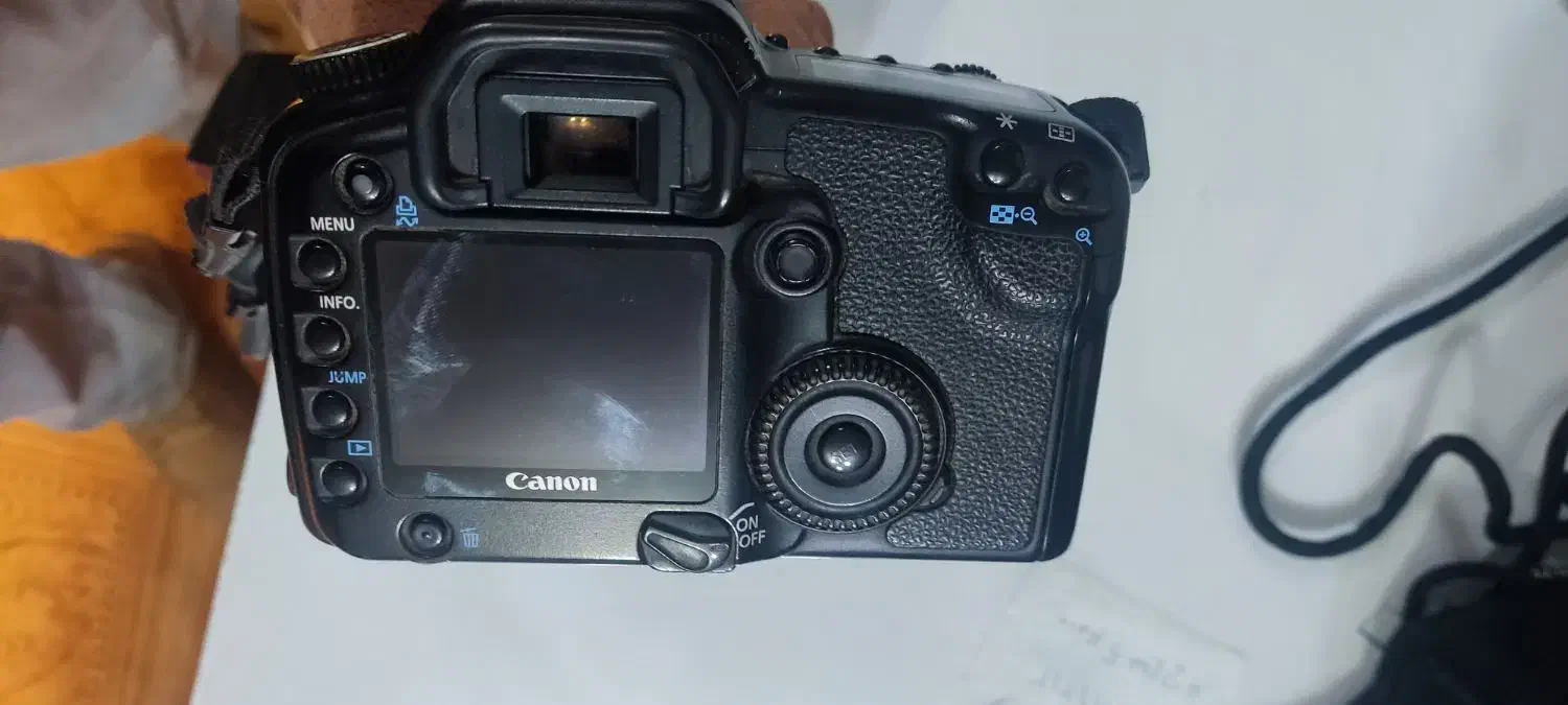 دوربین کنن 30d|دوربین عکاسی و فیلمبرداری|شیراز, باغ تخت|دیوار