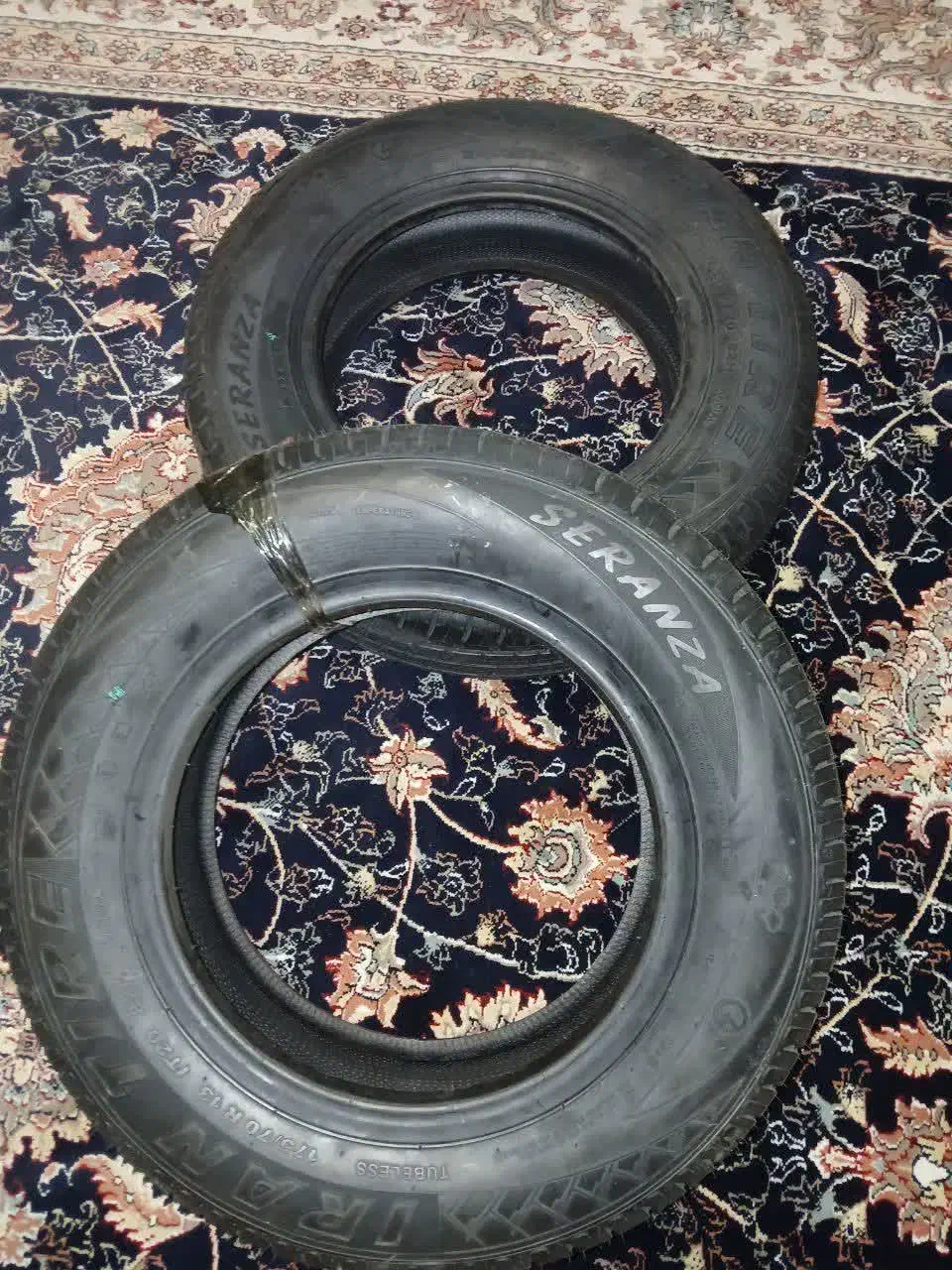 لاستیک پیکان|قطعات یدکی و لوازم جانبی|بروجرد, |دیوار