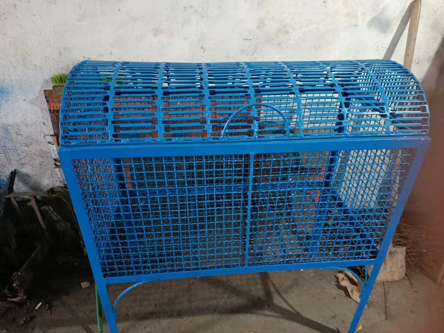 سطل زباله فلزی|مصالح و تجهیزات ساختمان|امامزاده عبدالله, |دیوار