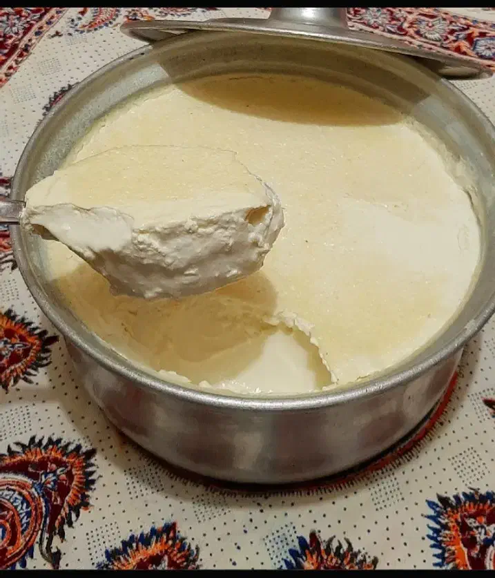 شیر و انواع لبنیات تاره|خوردنی و آشامیدنی|قصرشیرین, |دیوار