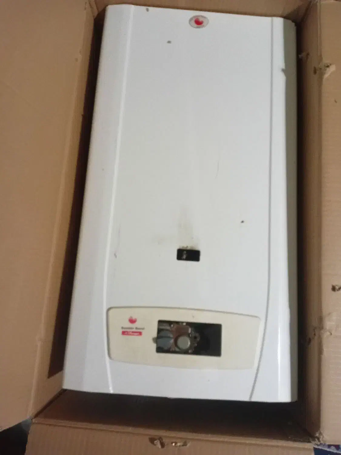 آبگرمکن دیواری|آبگرمکن، پکیج، شوفاژ|اسحاق آباد, |دیوار