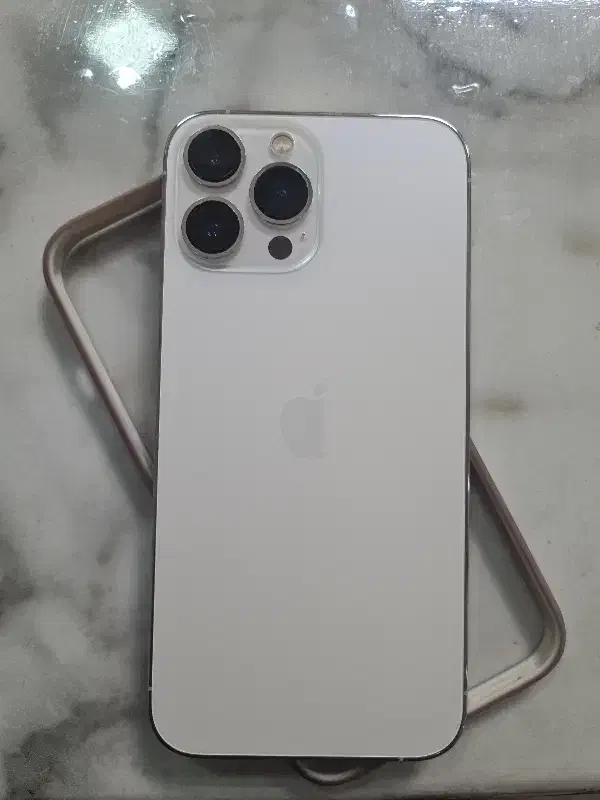 ایفن ۱۳ پرومکس|موبایل|یزد, |دیوار