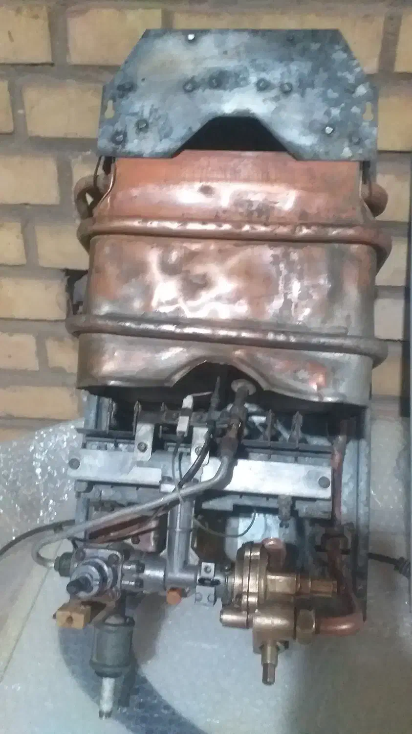 آبگرمکن آرایشگاهی  کوچک بوتان|آبگرمکن، پکیج، شوفاژ|اهواز, بیست متری شهرداری|دیوار