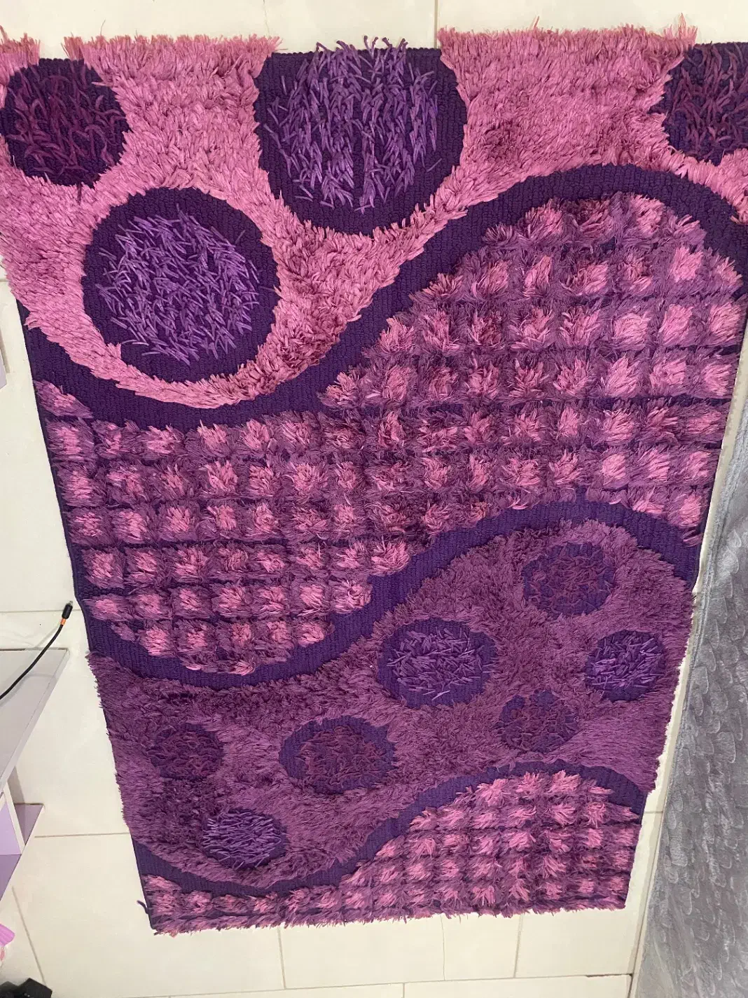 فرش‌نو و‌تمیز|فرش|لاهیجان, کوی خزر|دیوار