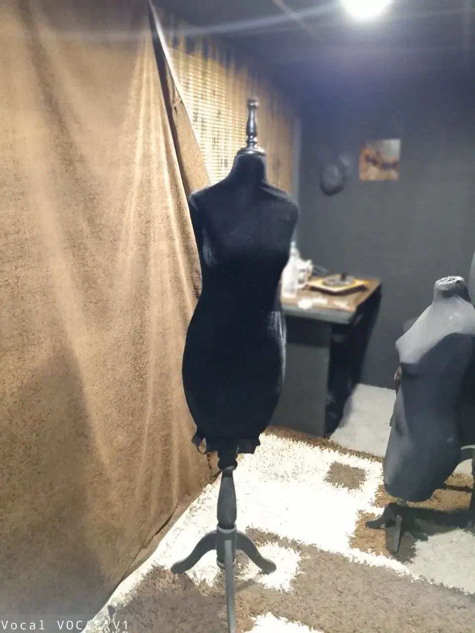 مانکن|فروشگاه و مغازه|اندیشه, اندیشه فاز ۴|دیوار