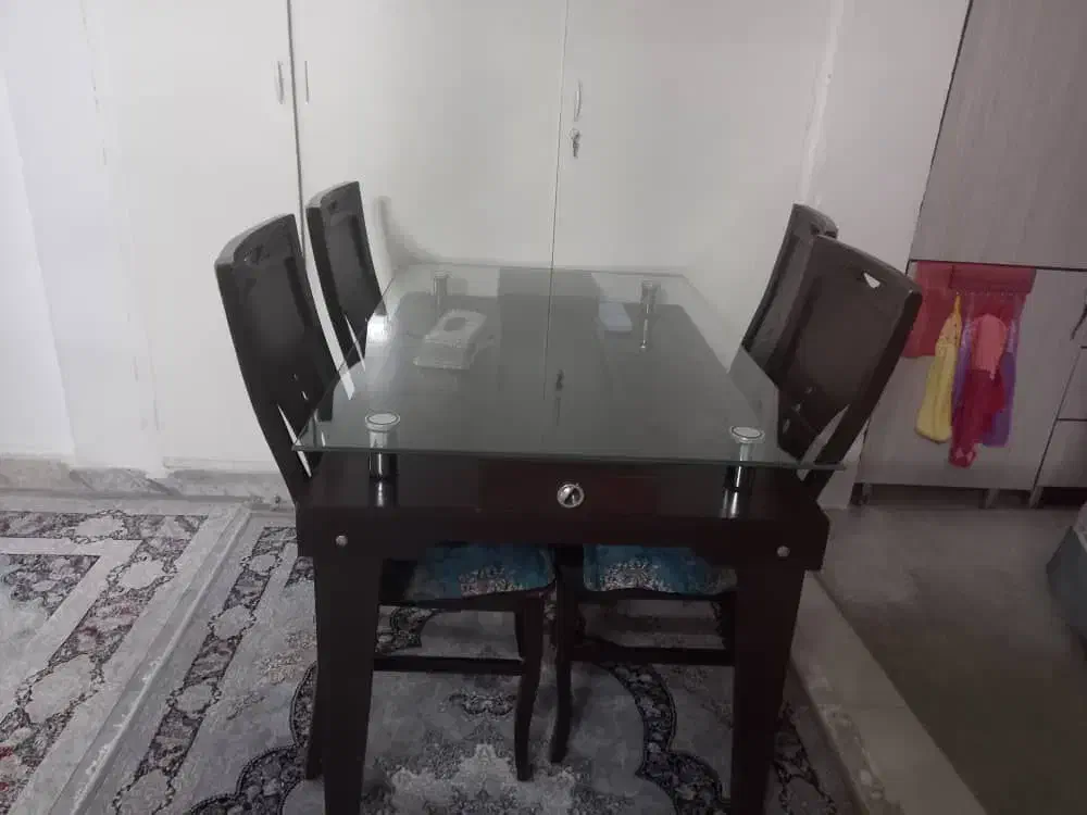 میز ناهارخوری ۴ نفره|میز و صندلی غذاخوری|آسارا, |دیوار