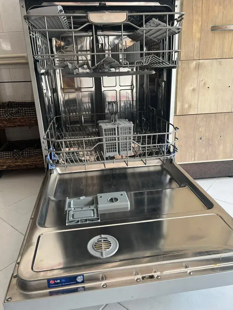 ماشین ظرفشویی ال جی اصل|ماشین ظرفشویی|کرمانشاه, |دیوار