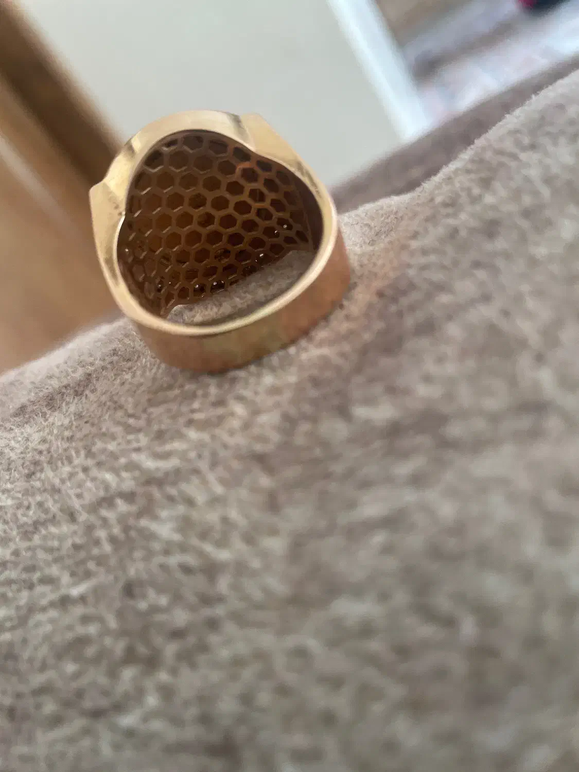 انگشتر طلا طرح تاج|جواهرات|نجف‌آباد, حومه نجف آباد|دیوار