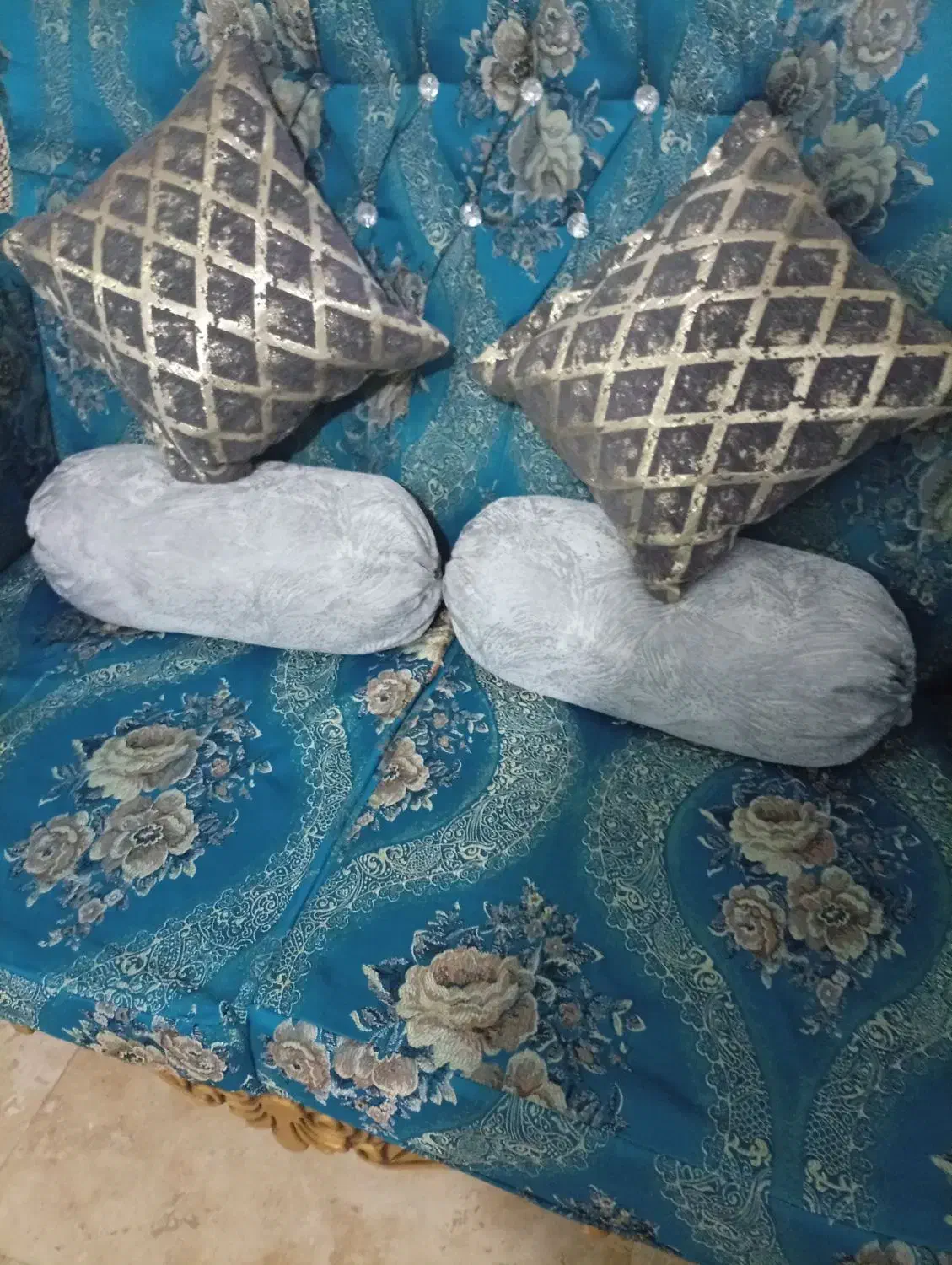 دوخت چادر زنانه|لباس|زابل, |دیوار