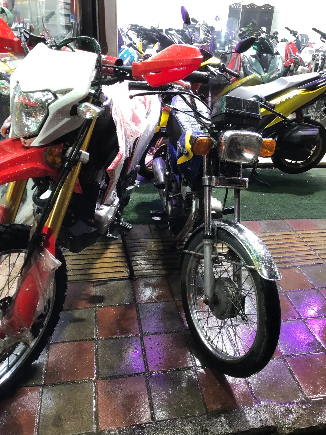 هوندا ۱۲۵|موتورسیکلت|رشت, یخسازی|دیوار