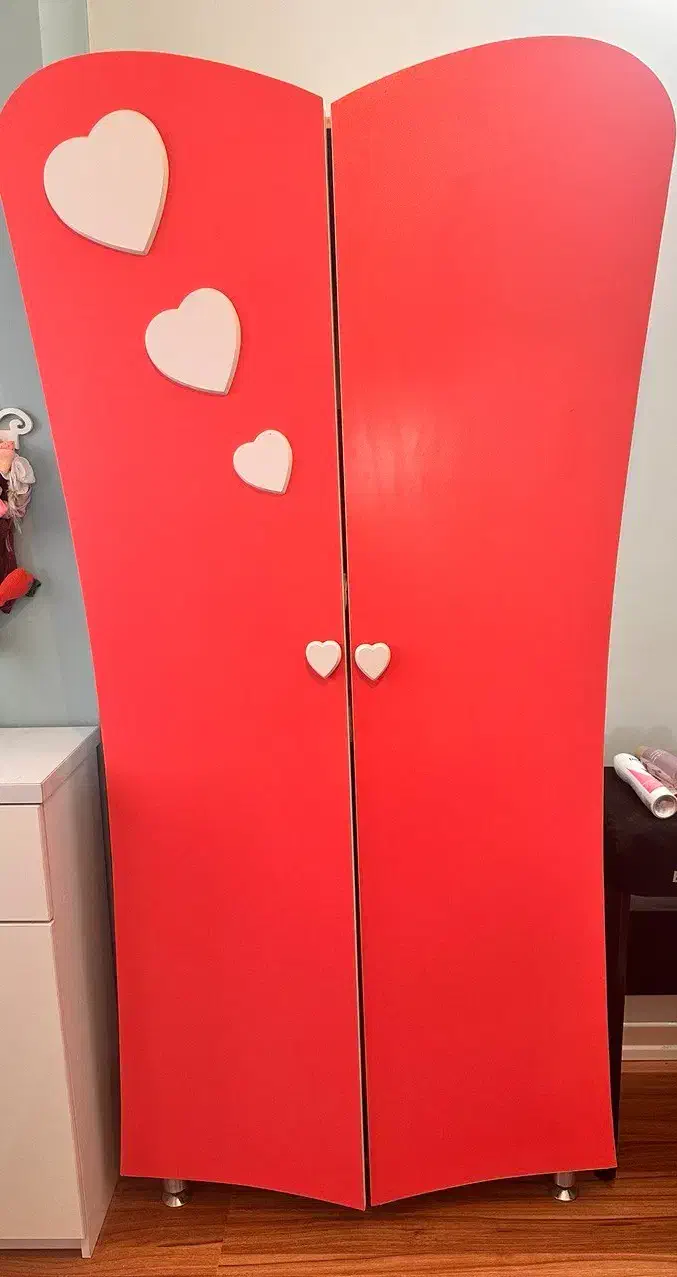 کمد و میز آرایش برند آپادنا|تخت و سرویس خواب|کرمان, |دیوار